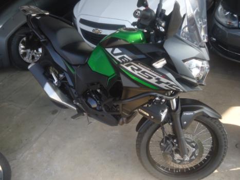 KAWASAKI Versys 300 TOURER, Foto 2