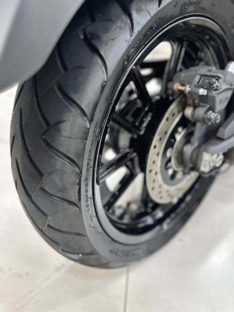 KAWASAKI Vulcan 650 S , Foto 3