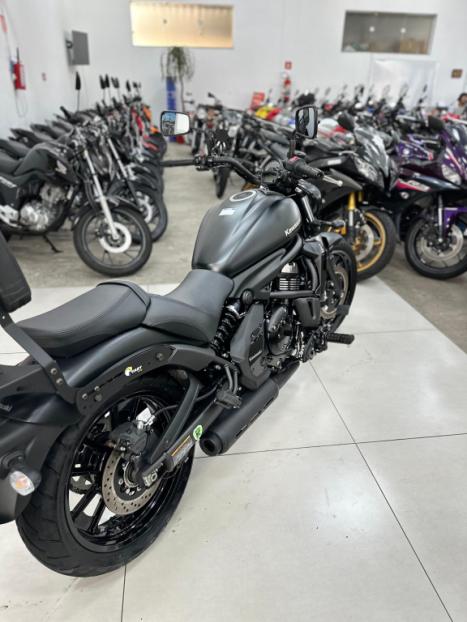 KAWASAKI Vulcan 650 S , Foto 6