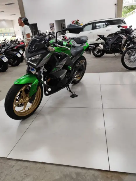 KAWASAKI Z 300 , Foto 7