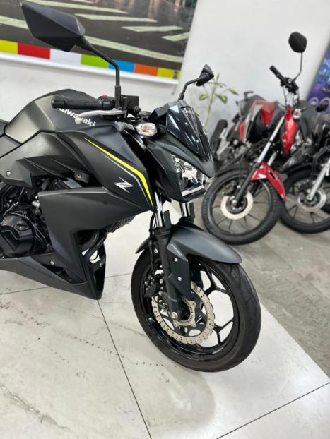 KAWASAKI Z 300 , Foto 10