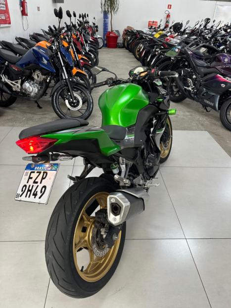 KAWASAKI Z 300 ABS, Foto 7