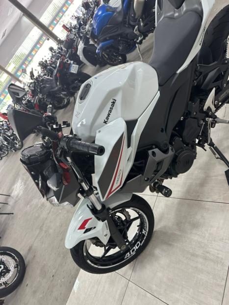 KAWASAKI Z 400 ABS, Foto 4