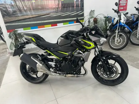 KAWASAKI Z 400 ABS, Foto 1