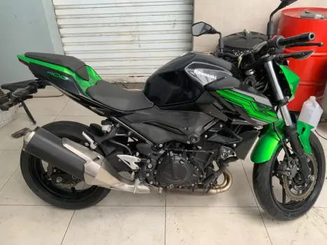 KAWASAKI Z 400 ABS, Foto 1