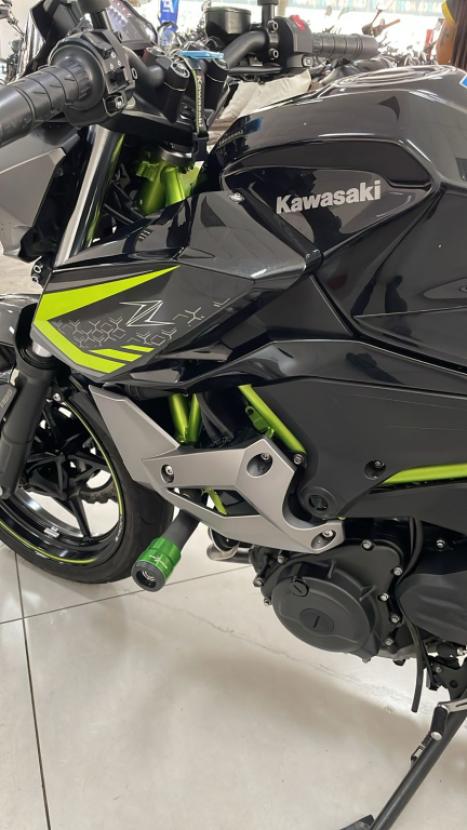 KAWASAKI Z 400 ABS, Foto 3