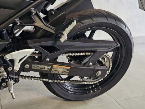 KAWASAKI Z 400 ABS, Foto 4
