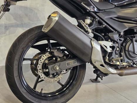 KAWASAKI Z 400 ABS, Foto 9