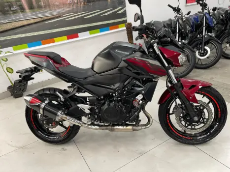 KAWASAKI Z 400 ABS, Foto 15