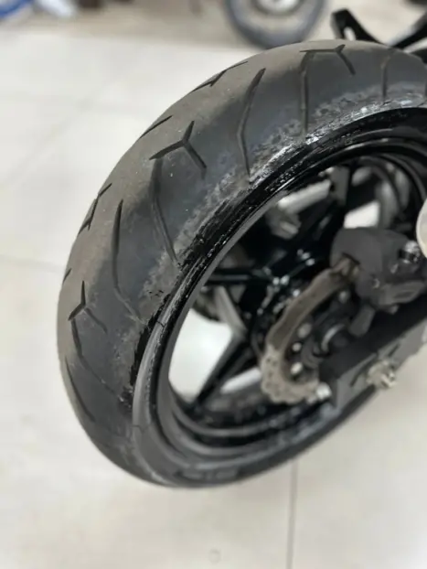 KAWASAKI Z 400 ABS, Foto 5