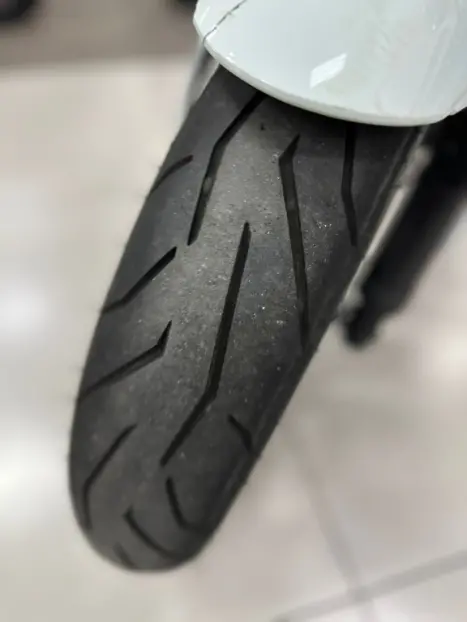 KAWASAKI Z 400 ABS, Foto 8