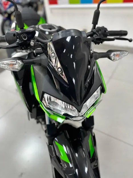 KAWASAKI Z 400 ABS, Foto 8