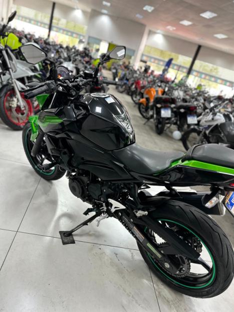 KAWASAKI Z 400 ABS, Foto 5