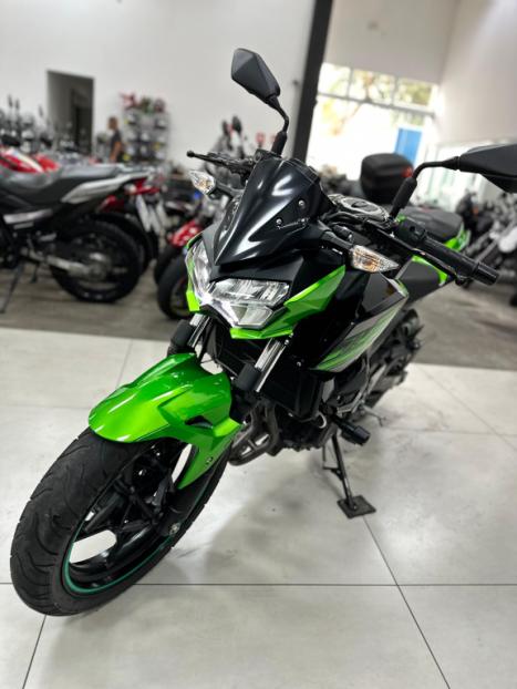 KAWASAKI Z 400 ABS, Foto 8
