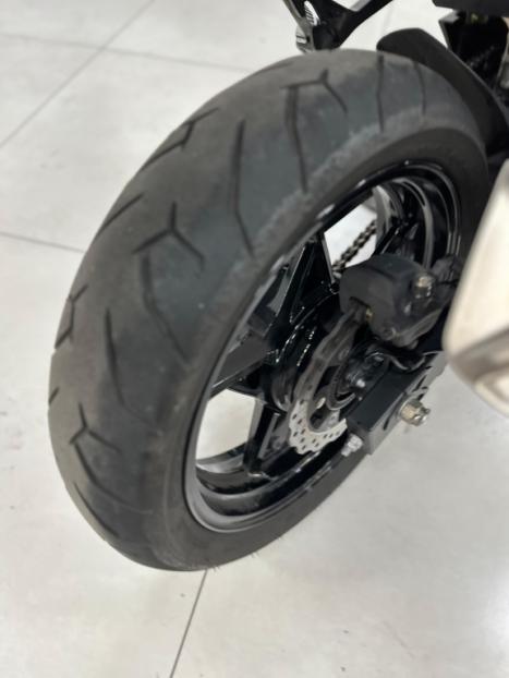 KAWASAKI Z 400 ABS, Foto 2