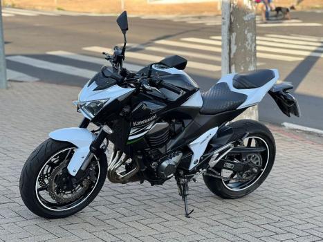 KAWASAKI Z 800 , Foto 2