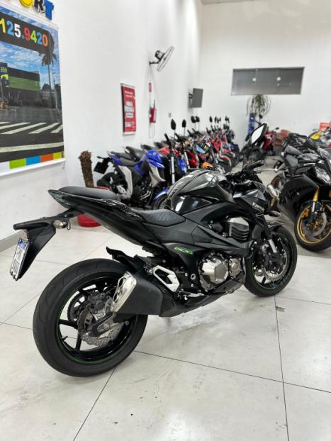 KAWASAKI Z 800 , Foto 10