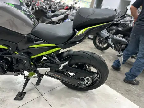 KAWASAKI Z 900 ABS, Foto 7