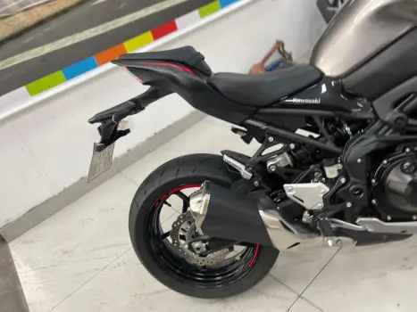 KAWASAKI Z 900 ABS, Foto 8