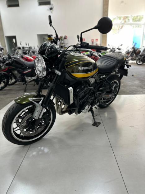 KAWASAKI Z 900 RS, Foto 6
