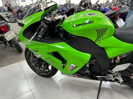 KAWASAKI ZX 10 R NINJA, Foto 4