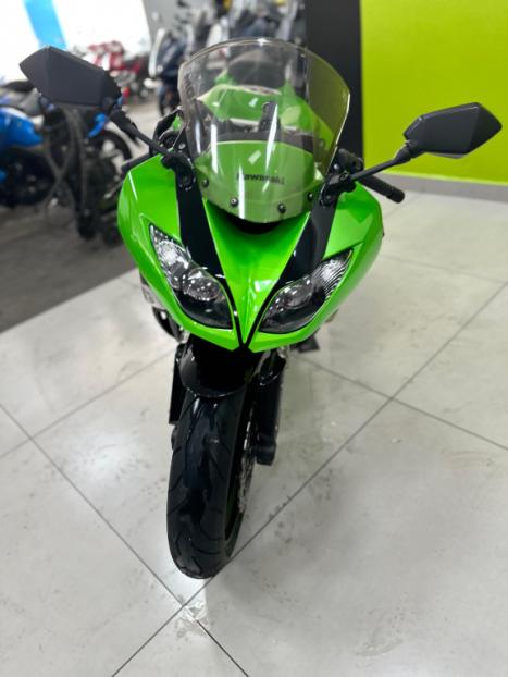 KAWASAKI ZX 10 R NINJA, Foto 4