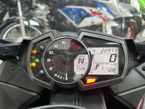 KAWASAKI ZX 6 R 600, Foto 12