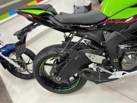 KAWASAKI ZX 6 R 636, Foto 10