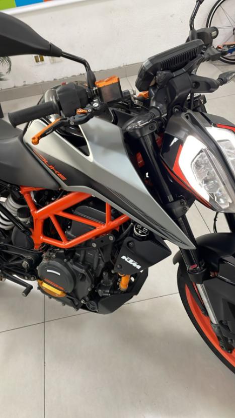 KTM 390 Duke , Foto 2