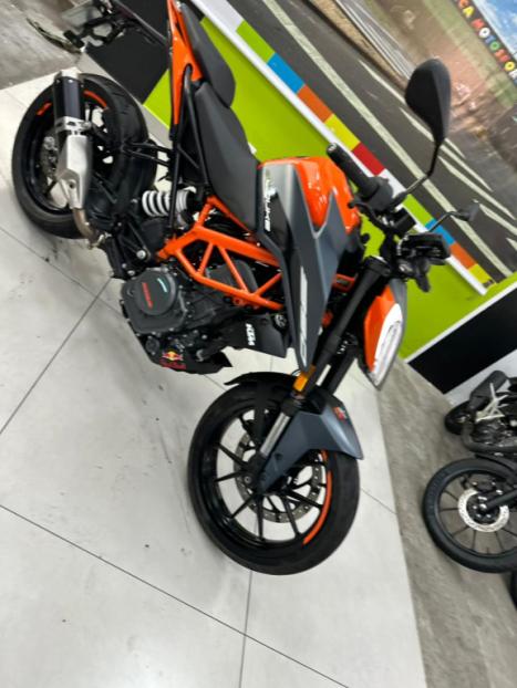 KTM 390 Duke , Foto 4
