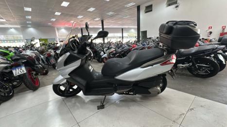 KYMCO Downtown 300i ABS, Foto 2