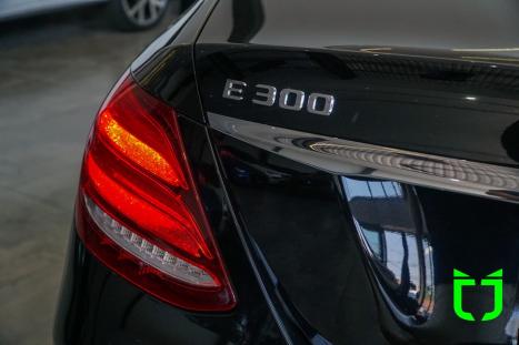 MERCEDES-BENZ E 300 2.0 16V 4P AVANTGARDE 9G-TRONIC AUTOMTICO, Foto 35
