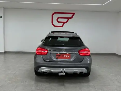MERCEDES-BENZ GLA 200 1.6 16V 4P FLEX CGI VISION TURBO AUTOMTICO, Foto 16