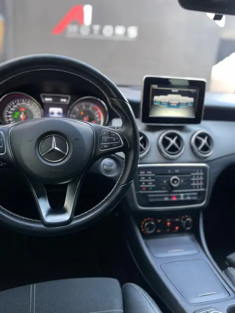 MERCEDES-BENZ GLA 200 1.6 16V 4P CGI ADVANCE TURBO AUTOMTICO, Foto 23