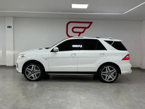 MERCEDES-BENZ ML 63 AMG 5.5 V8 32V 4P BITURBO AUTOMTICO, Foto 4