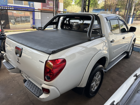 MITSUBISHI L 200 2.4 16V 4P HLS CABINE DUPLA FLEX , Foto 2