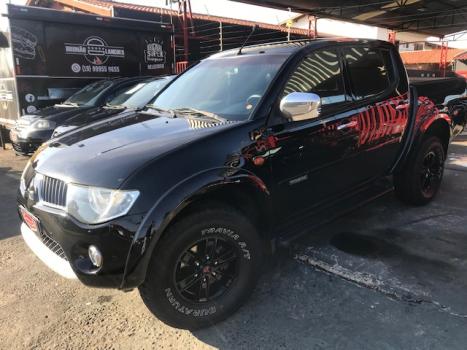 MITSUBISHI L 200 Triton 3.2 16V HPE 4X4 CABINE DUPLA TURBO DIESEL INTERCOOLER AUTOMTICO, Foto 2