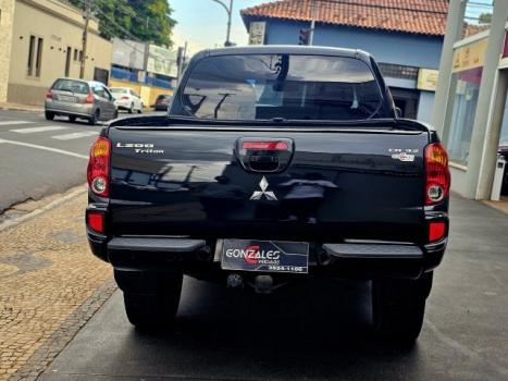 MITSUBISHI L 200 Triton 3.2 16V HPE 4X4 CABINE DUPLA TURBO DIESEL INTERCOOLER AUTOMTICO, Foto 10