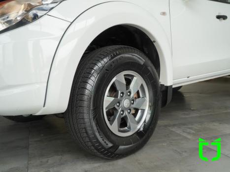 MITSUBISHI L 200 Triton 2.4 16V SPORT GLS CABINE DUPLA TURBO DIESEL AUTOMTICO, Foto 9