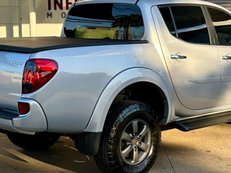 MITSUBISHI L 200 Triton 3.5 V6 HPE 4X4 FLEX CABINE DUPLA AUTOMTICO, Foto 15
