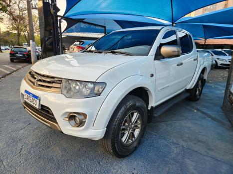 MITSUBISHI L 200 Triton 3.2 16V HPE 4X4 CABINE DUPLA TURBO DIESEL INTERCOOLER AUTOMTICO, Foto 2