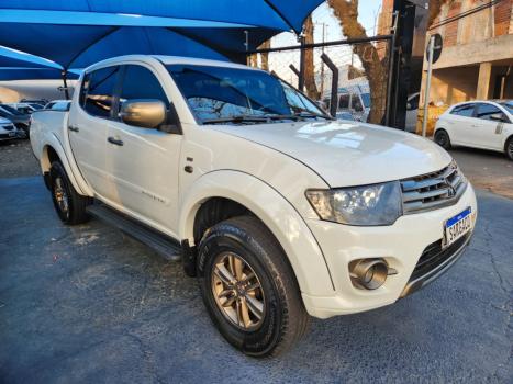 MITSUBISHI L 200 Triton 3.2 16V HPE 4X4 CABINE DUPLA TURBO DIESEL INTERCOOLER AUTOMTICO, Foto 4