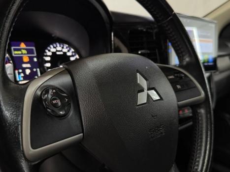 MITSUBISHI Outlander 2.0 16V 4P AUTOMTICO, Foto 10