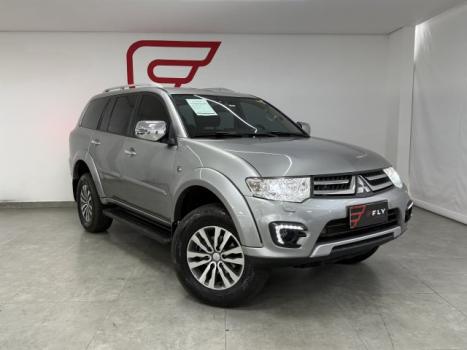 MITSUBISHI Pajero 3.2 16V 4P 4X4 7 LUGARES HPE TURBO DIESEL INTERCOOLER AUTOMTICO, Foto 2