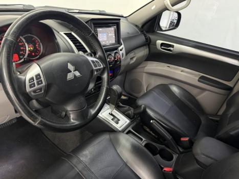 MITSUBISHI Pajero 3.2 16V 4P 4X4 7 LUGARES HPE TURBO DIESEL INTERCOOLER AUTOMTICO, Foto 8