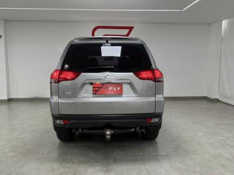 MITSUBISHI Pajero 3.2 16V 4P 4X4 7 LUGARES HPE TURBO DIESEL INTERCOOLER AUTOMTICO, Foto 17