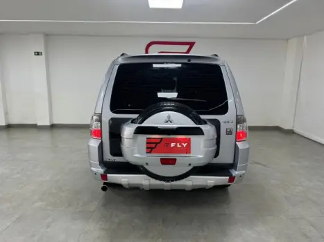 MITSUBISHI Pajero Full 3.8 V6 24V 4P 4X4 AUTOMTICO, Foto 15