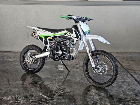 MXF 125 Pro Racing , Foto 3