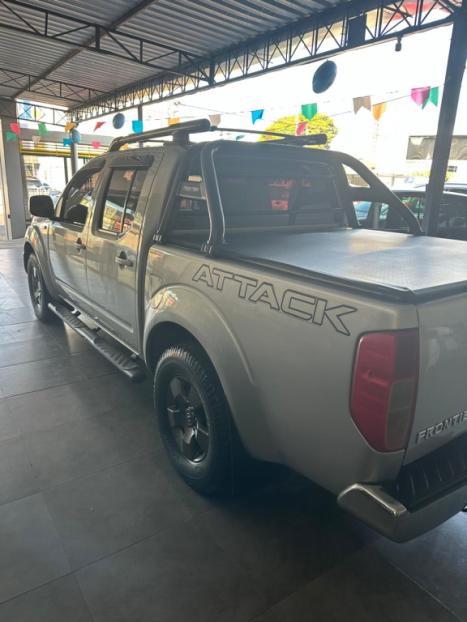 NISSAN Frontier 2.3 16V S 4X4 CABINE DUPLA BI-TURBO DIESEL, Foto 4