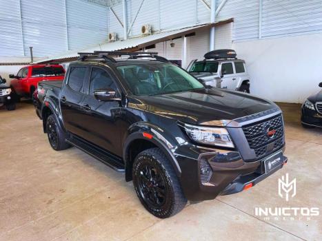 NISSAN Frontier 2.3 16V PRO4X CABINE DUPLA 4X4 BI-TURBO DIESEL AUTOMTICO, Foto 3